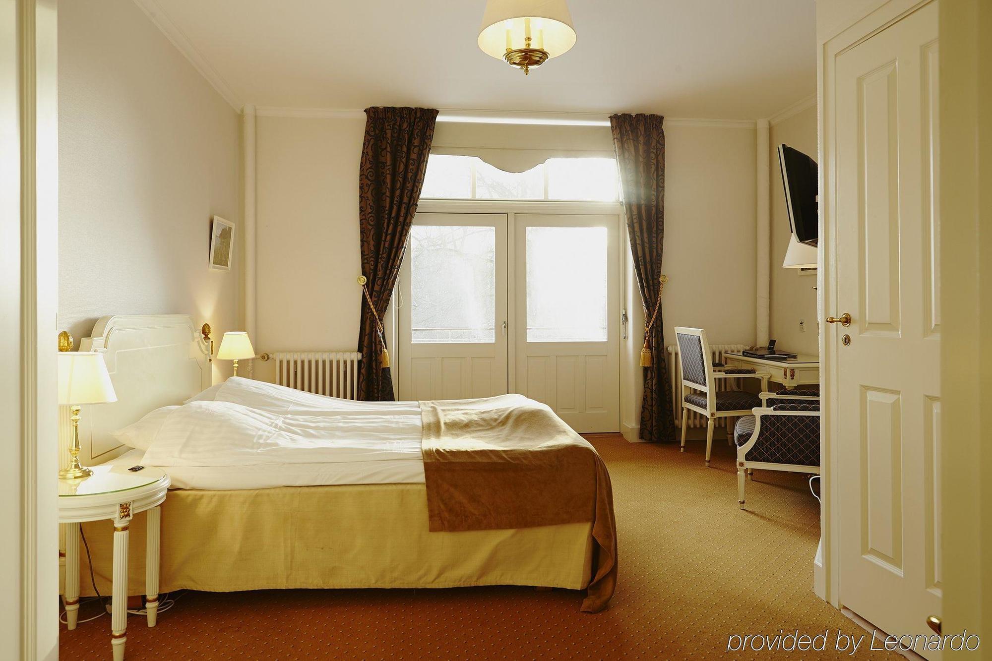 Hotel Vejlefjord Stouby エクステリア 写真